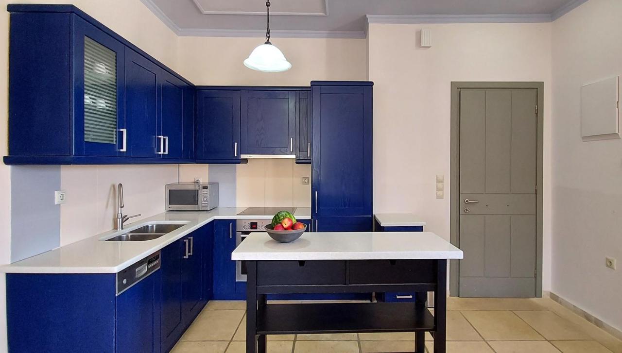 Thealia Appartement Karefilianá Buitenkant foto